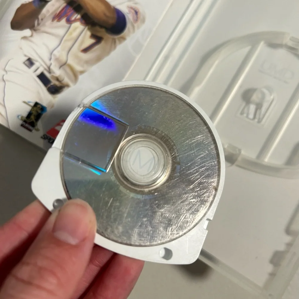 PSP Major League Baseball MLB 2K8 EA Sports Video Game
